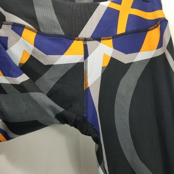 Fabletics women's LEGGINGS size M - Picture 5 of 9